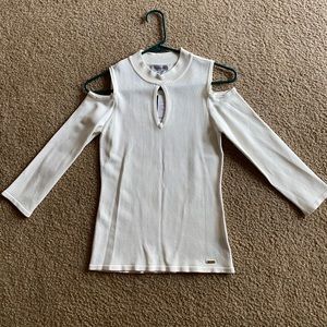 BEBE Keyhole cold shoulder neck top